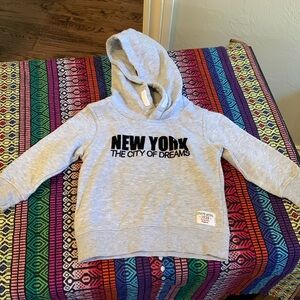 H&M kids grey hoodie 6-12 months. New York the city of dreams print, like new